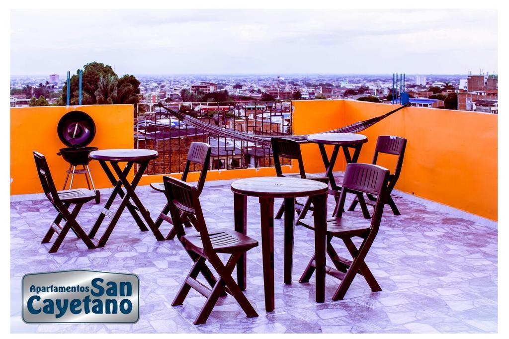 Apartaestudios San Cayetano Cali Bagian luar foto